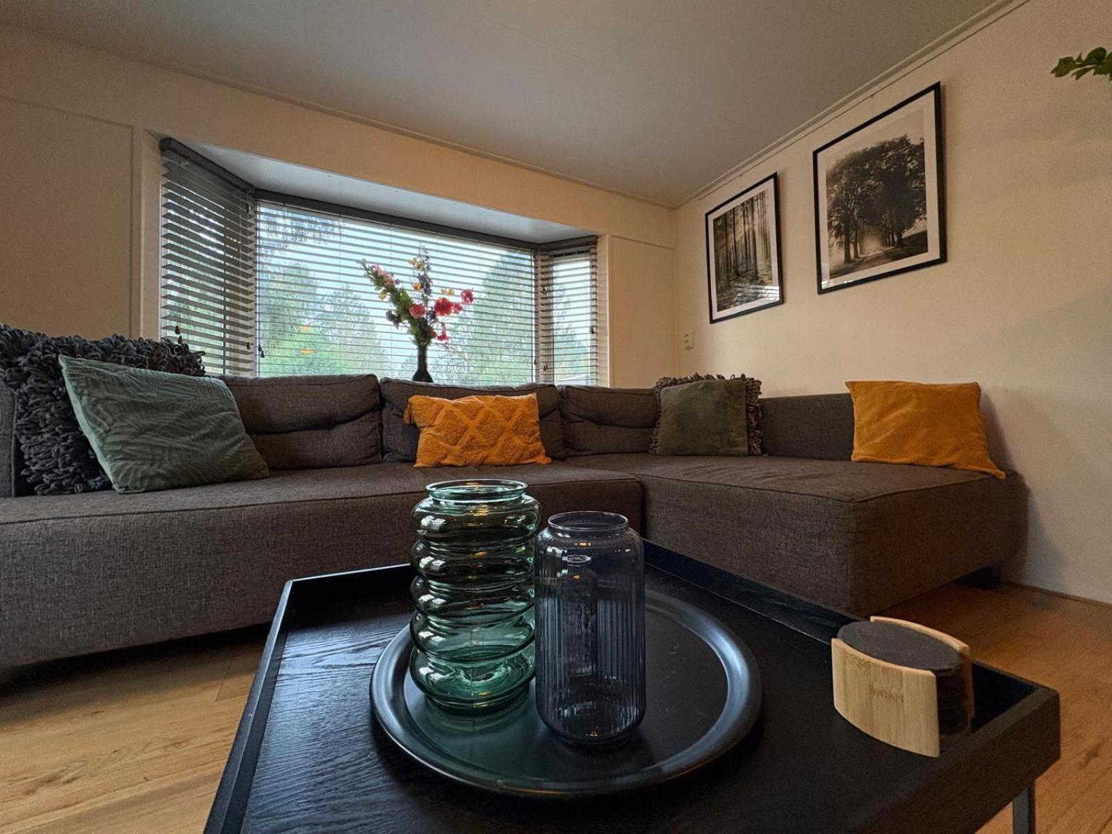 Heerlijk Chalet Midden In De Natuur プッテン エクステリア 写真